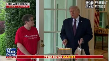 Курьер McDonald’s доставила Трампу бургеры в Белый дом