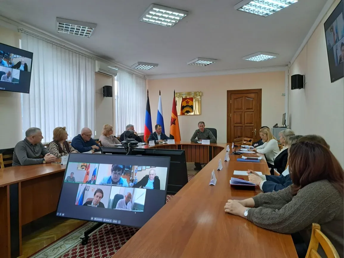 В Шахтерске провели очередное заседание Штаба по вопросам охраны здоровья граждан
