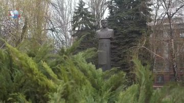 Игорь Мартынов: Енакиево — город, где зажигаются звёзды