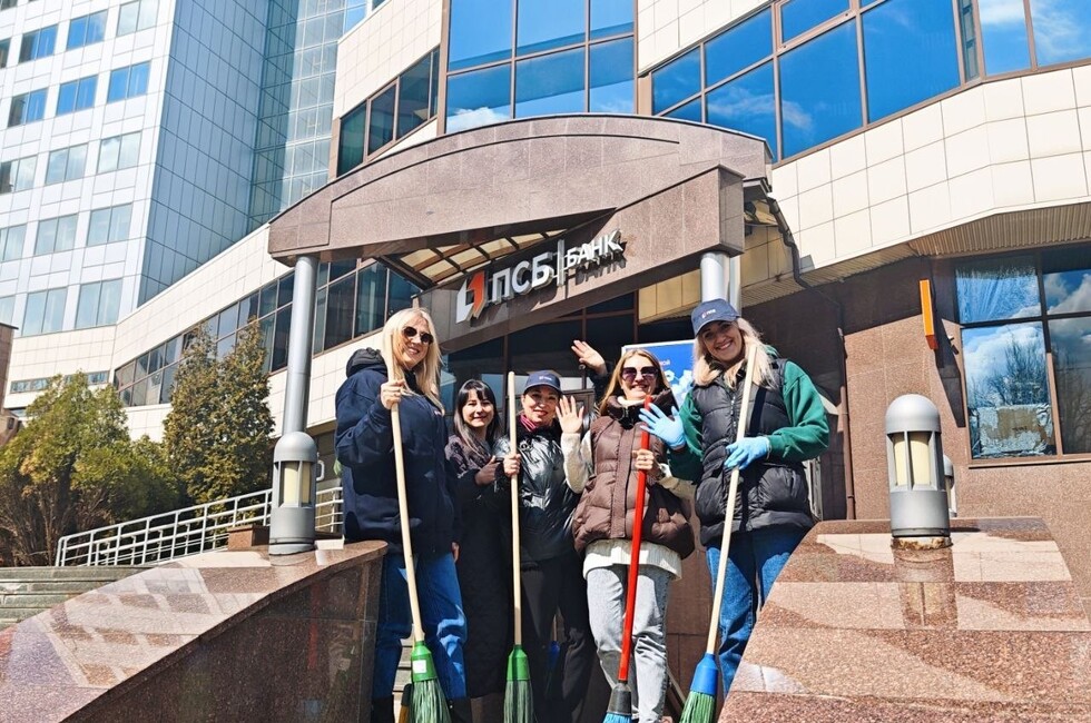 Коллектив ПСБ присоединился к республиканскому субботнику в ДНР