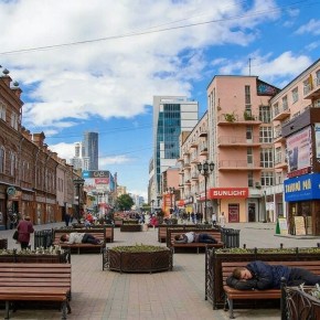 Чтобы победить безумие на Вайнера — нужно убрать оттуда скамейки, заявили в администрации