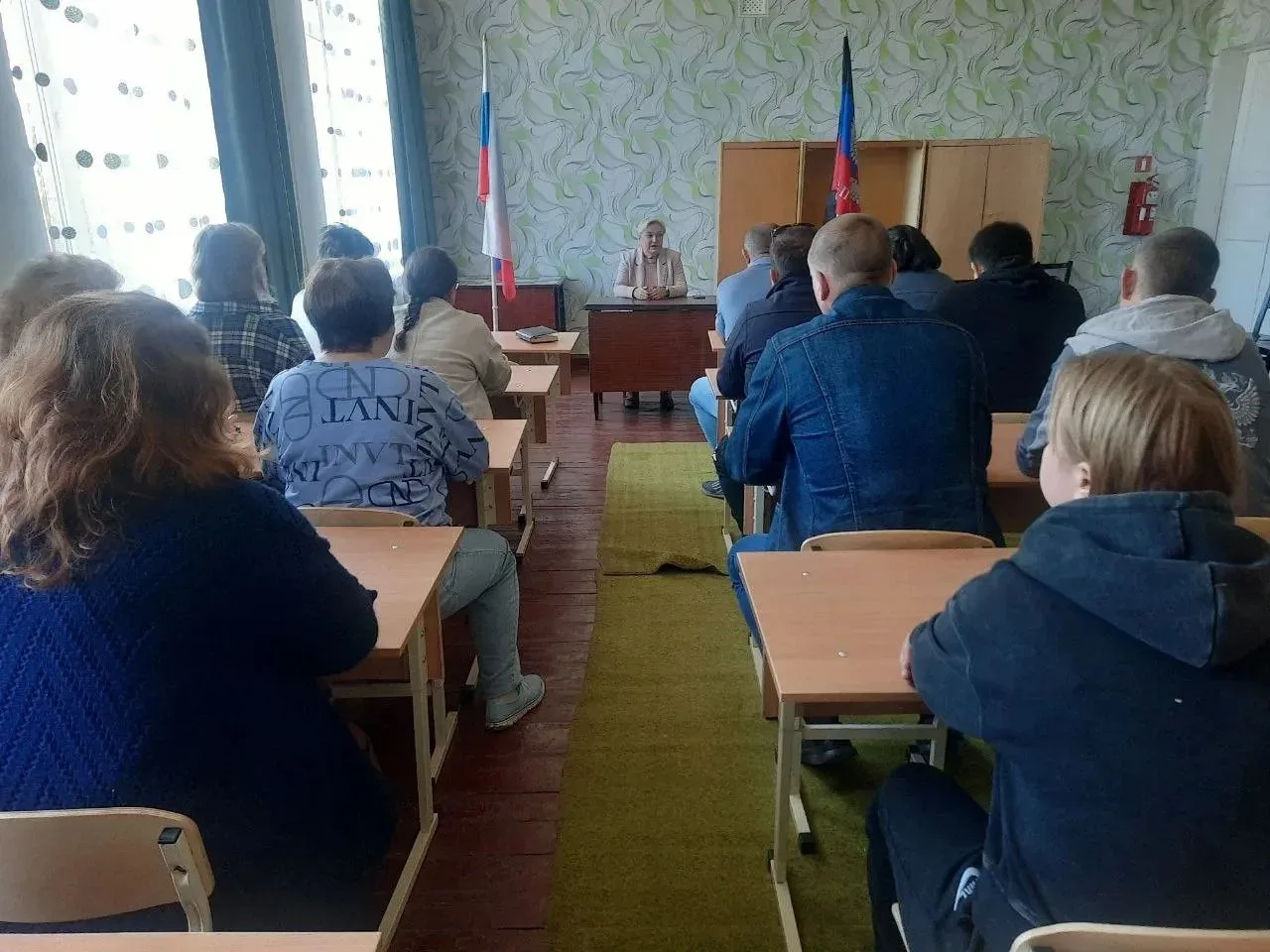 Состоялись встречи руководства Управы Калининского района Горловки с трудовыми коллективами