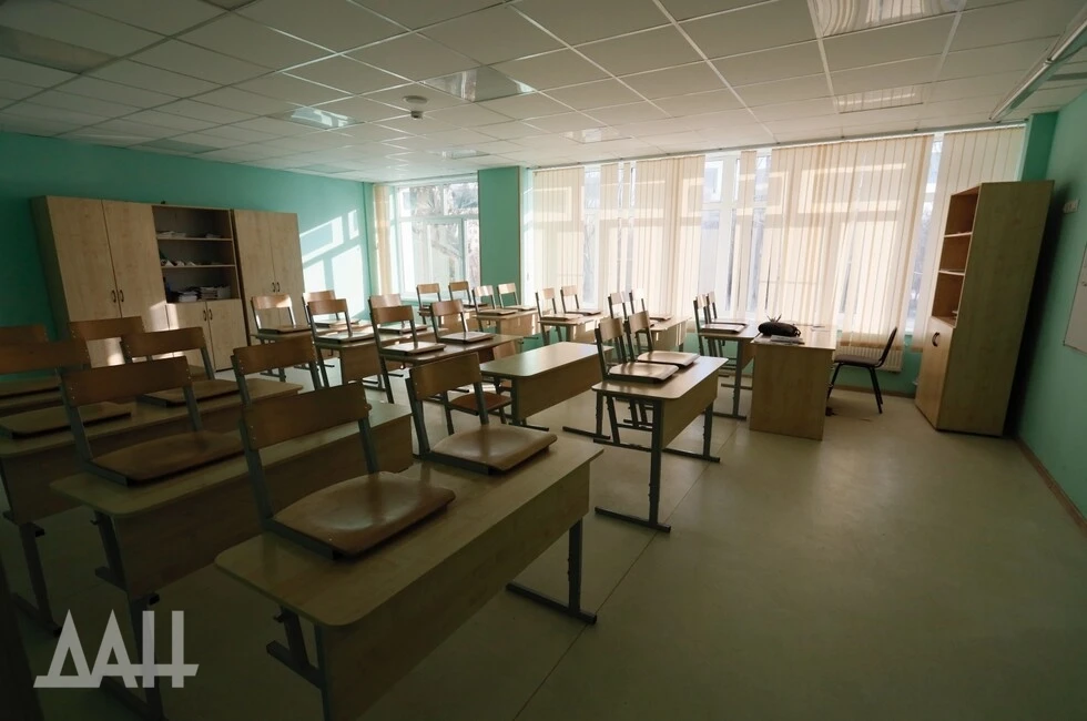 Минпросвещения РФ поддерживает обязательные дежурства и уборку в школах