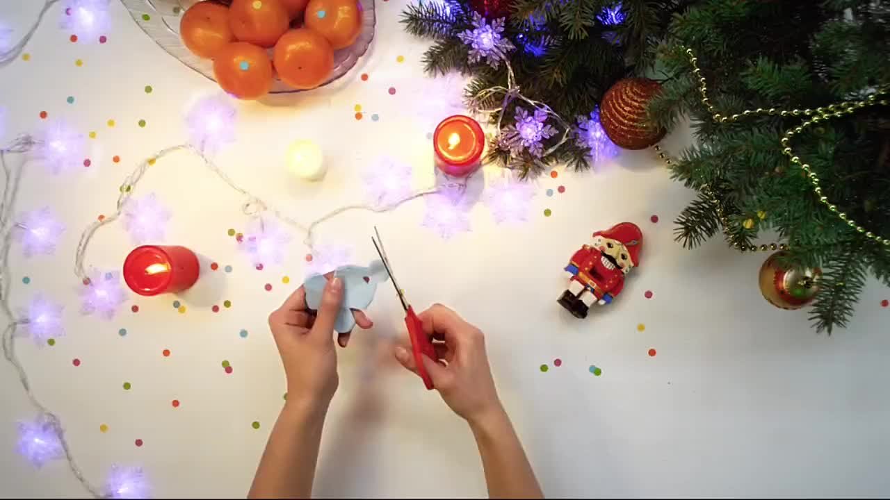 ПАМЯТЬ ПОКОЛЕНИЙ. Ежегодная всероссийская акция помощи ветеранам «Красная гвоздика» стартует 10 апреля С 10 апреля по 22 июня благотворительный фонд «Память поколений» в одиннадцатый раз проведет акцию «Красная гвоздика»