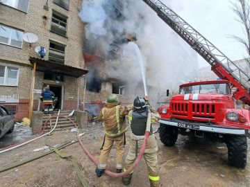 МЧС за сутки ликвидировано 14 пожаров, 2 из них - ландшафтные