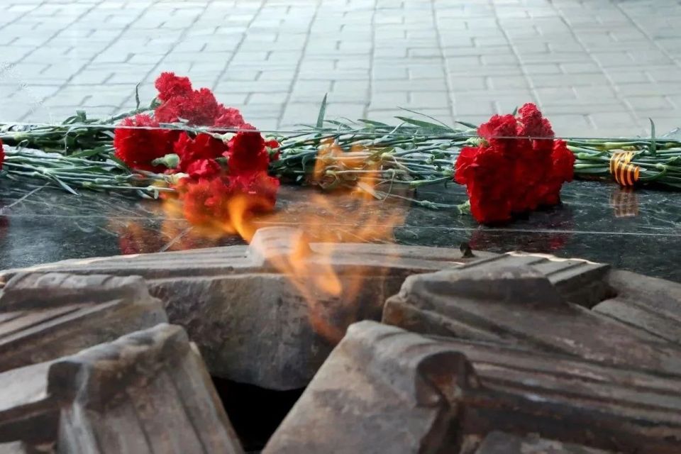 ������ �������: ������� �� �������� �������� ���� ����� ��������. ��������. 80 ��� � ������-������������ ����� ������� ������������� �����