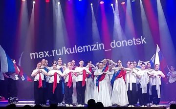 �� ������ �������� "�������������" ��������� ������� ����������� �������, ������������ � 35-����� ��������� �������� ����� "����� ����� "������� -Dance"