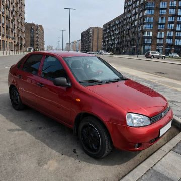 300 �.p. LADA Kalina, 2007 �.�