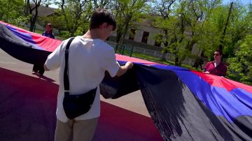 �� ��� ���������� ���������� 200-�������� ���� ���
