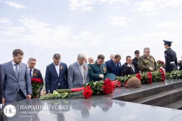 �� ����-������ ���������� ������������� ����������� �� ��� ������
