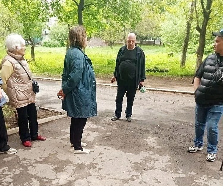 Роман Конев: Жители Калининского района Горловки активно участвуют в проекте «Управдом», организованном районной администрацией и Единым региональным фондом управления многоквартирными домами ДНР
