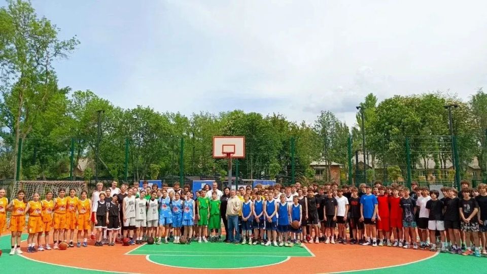 В ДНР прошел открытый республиканский турнир по баскетболу 3х3, посвященный Дню Донецкой Народной Республики
