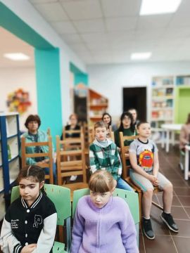 «Семейный оберег». В библиотеке-филиале № 2 семейного чтения, в рамках празднования Международного дня семьи, состоялся мастер-класс «Семейный оберег». Участники мероприятия познакомились с традициями русского народа...