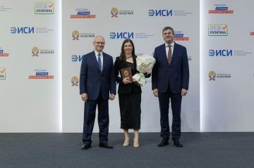Участница предварительного голосования Единой России от ДНР Ирина Куксенкова стала победителем конкурса «Лидеры России»