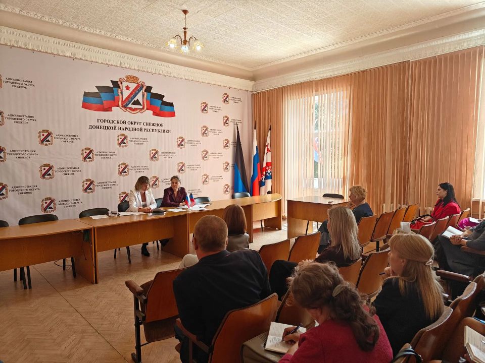 В Снежном проведено заседание штаба по вопросам здравоохранения округа