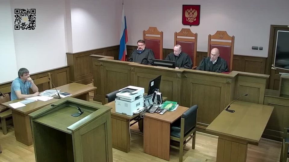ВС России рассмотрел жалобу жительницы Воронежской области – ответчицы по иску о сносе частного гаража