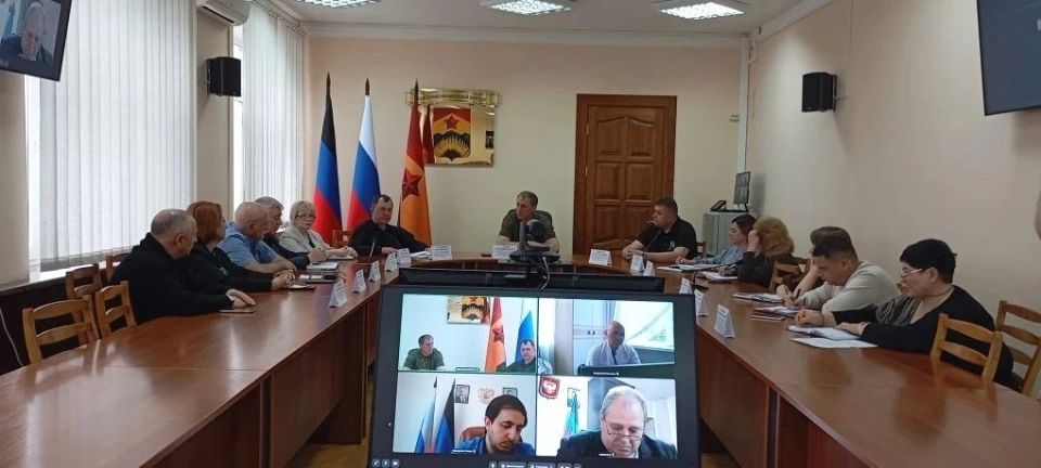 Охрана здоровья граждан: Сергей Михалев обсудил вопросы здравоохранения в Шахтерске