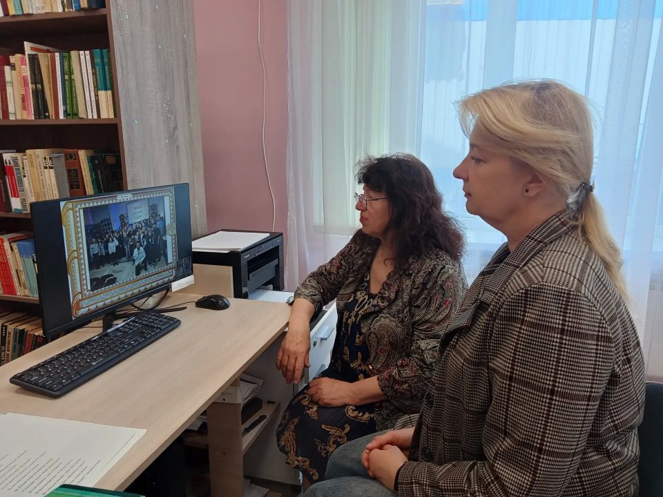 Сотрудники детской библиотеки-филиала МБУ «ЦБС г. о. Дебальцево» приняли участие в работе профессиональной лаборатории «Культурный код: язык и фольклор», организованной ГБУК ВО «Воронежская областная детская библиотека»
