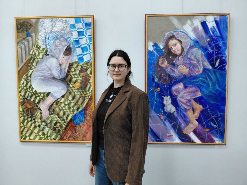 «Без труда нет таланта». Художница Анастасия Сикорская – о музыке в своей жизни, пути к мечте и поисках красоты