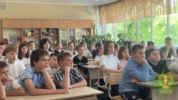 Познавательный школьный час «Азбука, прошедшая через века»