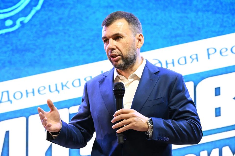 Денис Пушилин дал старт второму сезону проекта «ПолитЗавод» в Республике