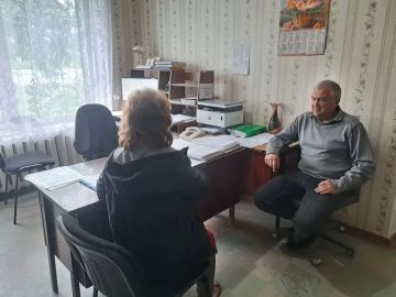 Личный прием. Моргунов Сергей Алексеевич, депутат Снежнянского городского совета фракции Всероссийской политической партии «Единая Россия», провёл личный приём граждан в теркоме Западный