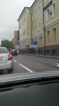 �������� ������� ����� ����� ���������� ���������� � ������������� ������ �����