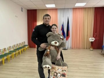 Подопечная сотрудников Службы ветеринарии из Волновахского округа получила подарок ко Дню рождения