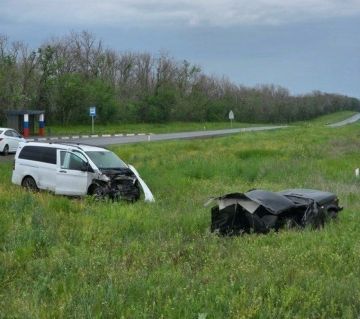 «Ниву» разорвало в страшном ДТП на трассе у Мариновки в ДНР