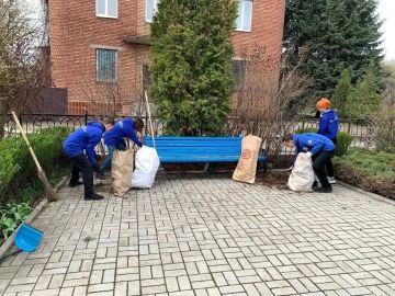 Волонтеры «Молодой Гвардии Единой России» приняли участие в акции «Маленькие добрые дела»