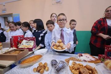 В Лабытнанги прошла благотворительная ярмарка в фонд помощи многодетной семье из Волновахского округа