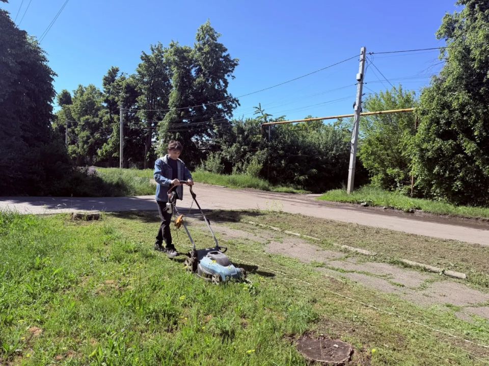 На одном из недавних приемов граждан ко мне обратилась мама, которая одна воспитывает своего ребенка