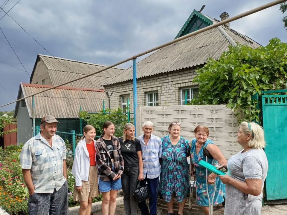 В Кировском внутригородском районе, в рамках поручения Главы ДНР Дениса Пушилина, продолжаются встречи с населением на подведомственной территории