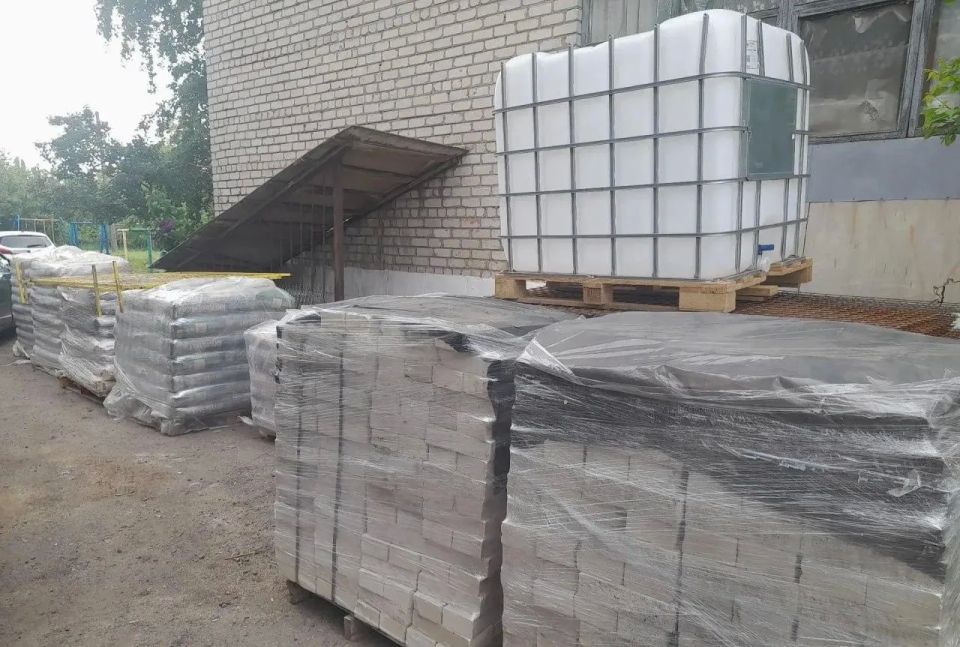 Хабаровский край провел новый этап ремонта многоквартирного дома в Дебальцево
