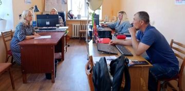 Наталья Бегуненко: Вчера, 29 мая, руководитель Управы Петровского внутригородского района администрации городского округа Донецк Бегуненко Наталья Ивановна провела встречу с сотрудниками Петровского отделения Фонда...