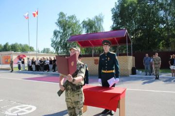 В Дзержинске новобранцы Приволжского округа Росгвардии приняли военную присягу