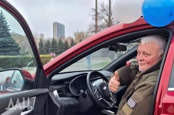 ����� 2500 ��������� �������� ��������� ��������� ����������� ��������� � ���