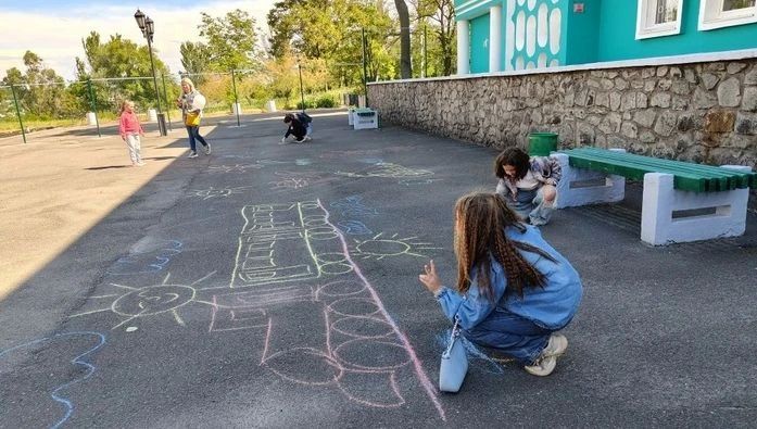 В Международный день защиты детей на Донецкой детской железной дороге ФГУП «ЖДН» царила особая атмосфера