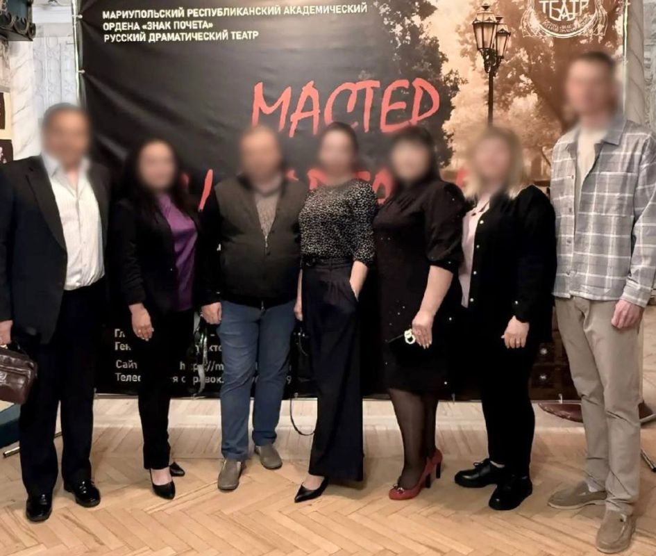 Личный состав ИК-13 посетил драмтеатр г. Мариуполя