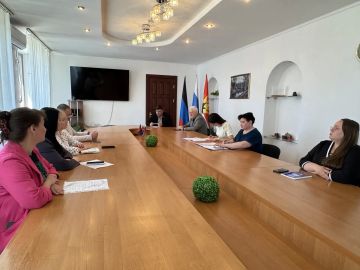 2 июня Глава муниципального образования городской округ Торез Донецкой Народной Республики А.В. Чесноков провел заседание Штаба по вопросам здравоохранения при администрации городского округа Торез с участием депутата...
