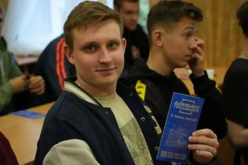 «ОТ ТЕОРИИ К ПРАКТИКЕ»: ВСТРЕЧА ФИЛИАЛА «ШАХТЕРСКТЕПЛОСЕТЬ» СО СТУДЕНТАМИ ГБПОУ «ШАХТЕРСКОГО КОЛЛЕДЖА КИНО И ТЕЛЕВИДЕНИЯ ИМЕНИ А. А. ХАНЖОНКОВА»
