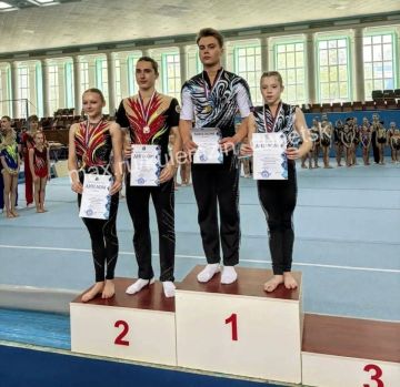 В Донецке завершился Открытый чемпионат и первенство городского округа по спортивной акробатике!