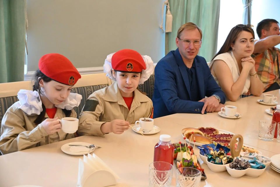 Школьники из Горловки отдохнут в Выборге при поддержке Ленобласти