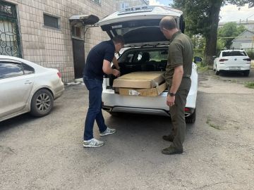 «Коробка храбрости» посетила маленьких пациентов