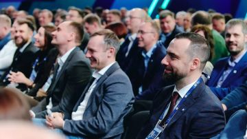 Вошли в число сильнейших: команда управленцев из ДНР прошла в финал конкурса “Лидеры России”
