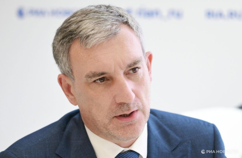 Глава Приамурья оценил восстановление объектов в Амвросиевском округе ДНР