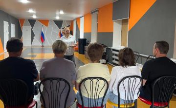 Состоялась встреча с населением, на которой депутат Надежда Гречиха рассказала о том, что жители ДНР могут переоформить бессрочные документы об инвалидности в упрощенном порядке