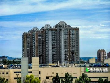 Более 2,2 тысячи жителей новых регионов переселят из аварийного жилья до 2027 года