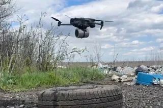 Бойцы ВС РФ сбросили листовки с призывом сдачи в плен ВСУ в районе Доброполья