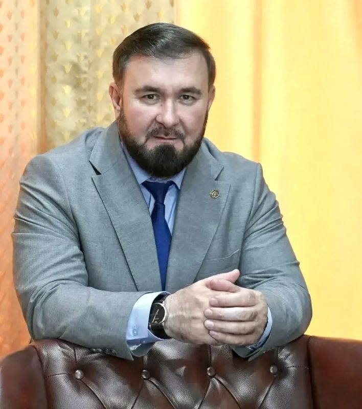 Яна Лантратова: Поздравляю Уполномоченного по правам человека в Чеченской Республике Мансура Солтаева с днём рождения